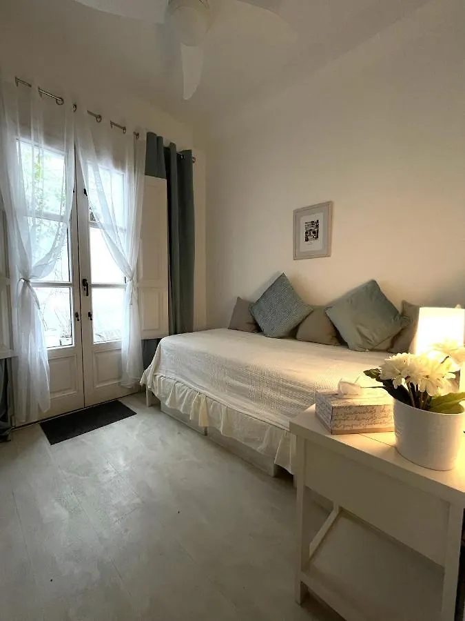 Home Away From Home Marbella 0*,  Spanje